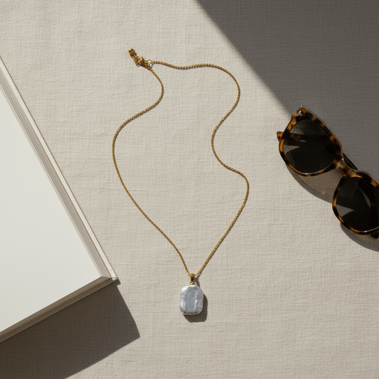 Get Hailey Bieber's Pearl Necklace Look for Less - Anniro