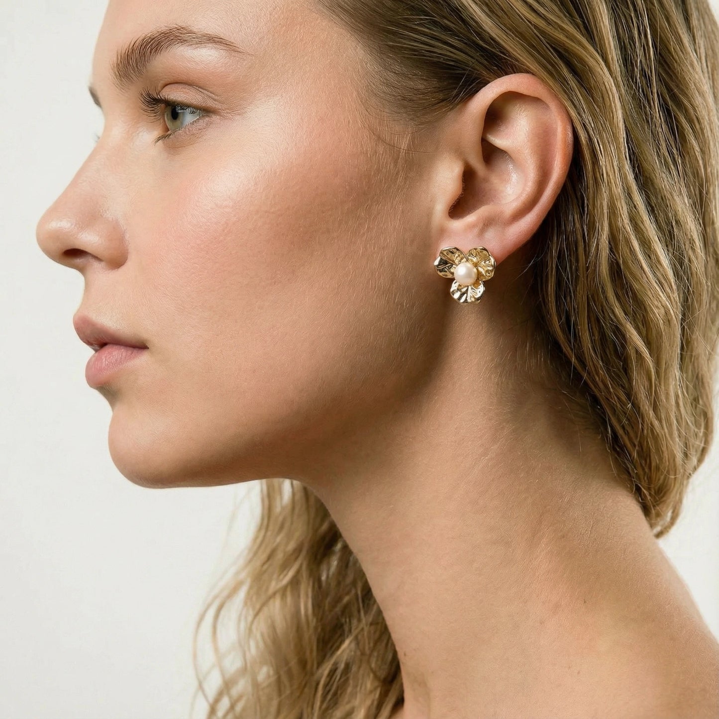 Bloom Pearl Studs | Anniro