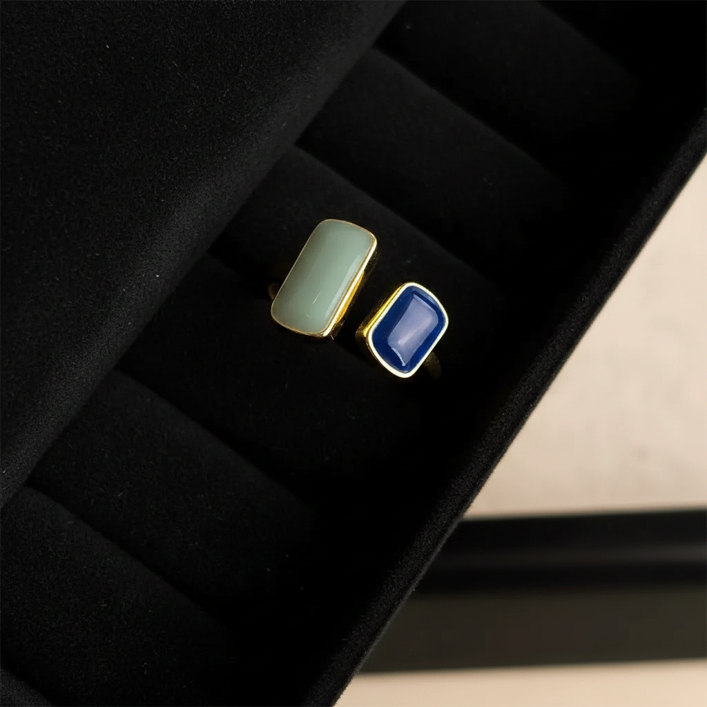 Dual Color Resin Open Ring - Black Jewelry Box