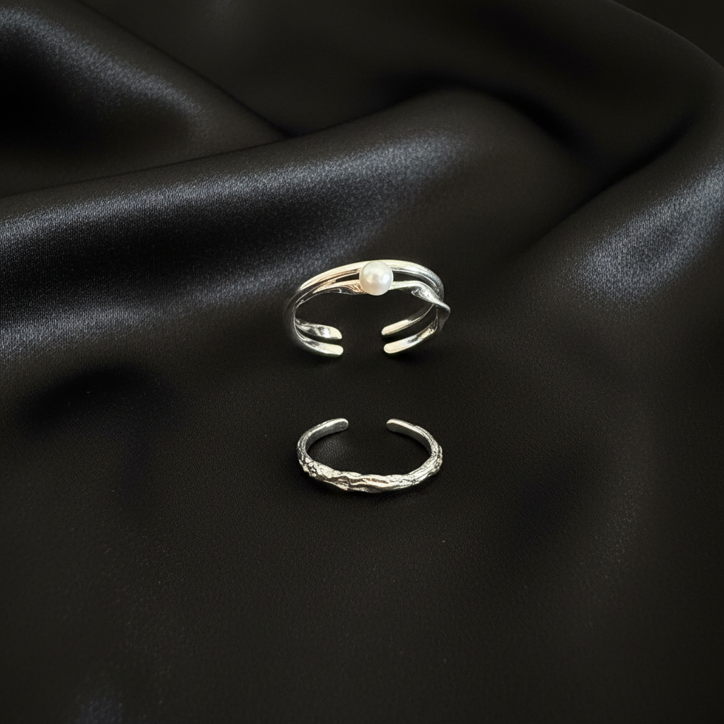 Pearl Cross and Plain Pattern Ring Set - Black Silk New