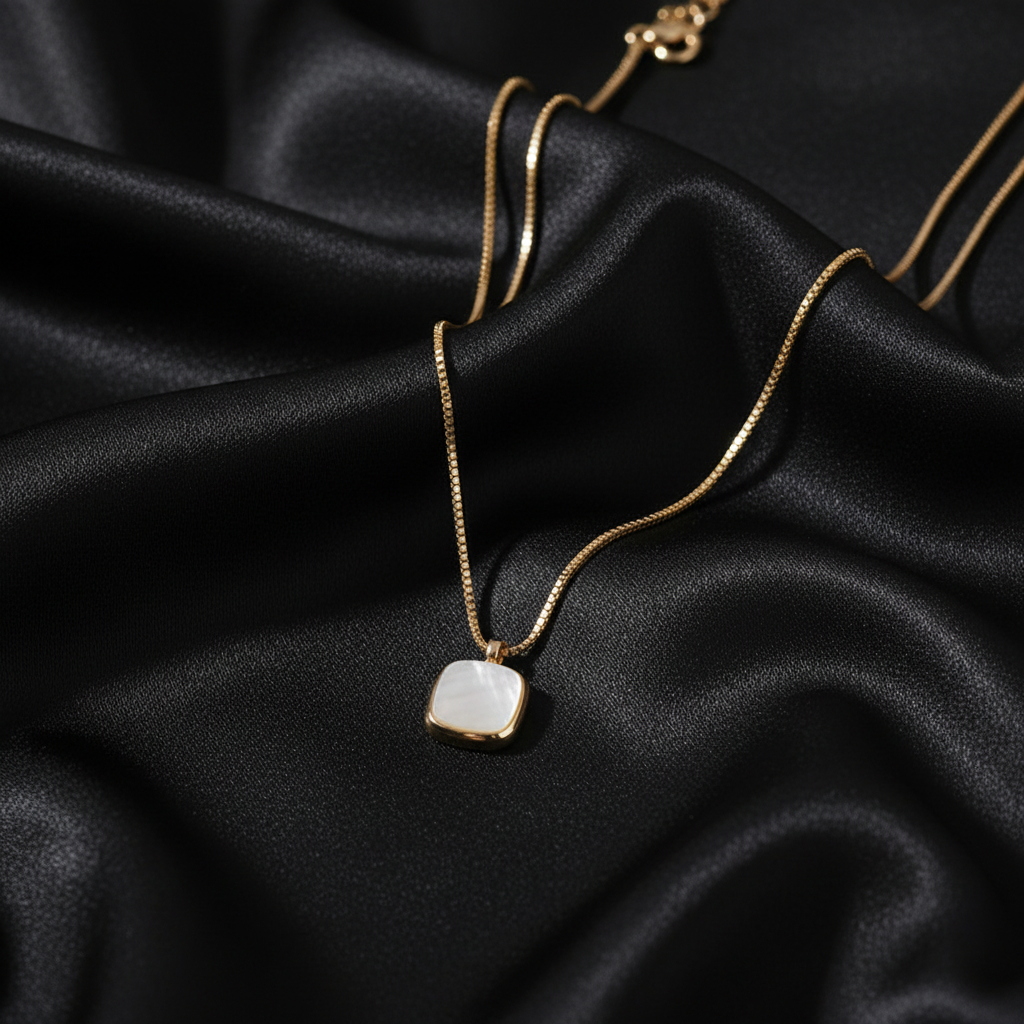 Square Mother of Pearl Pendant Necklace - 14K Gold Plated Necklace | ANNIRO Jewelry